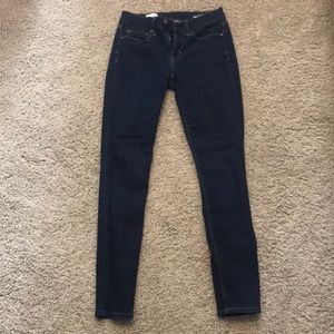 Gap jegging jean